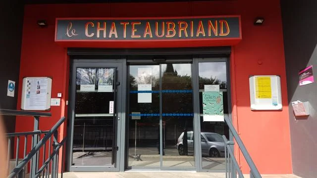 Lire la suite à propos de l’article Fermeture temporaire du cinéma « Le Chateaubriand »